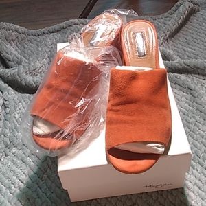 Like new with box Halogen heeled mules